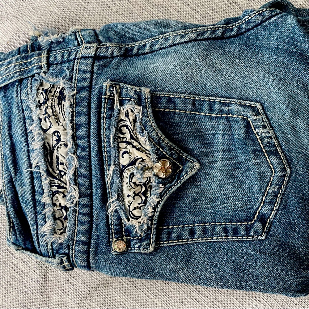 Size 28 Miss Me Jeans